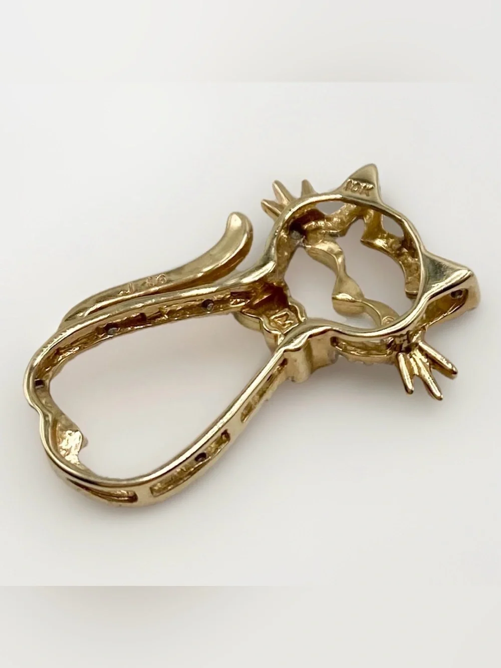 Vahan AV 10K Gold Diamond Cat Pendant Designer Kitty Charm